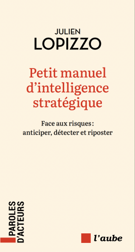 Couverture Petit manuel d'intelligence stratégique